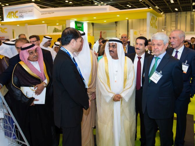 دبي_تستضيف_أول_معرض_التوظيف_في_قطاع_السكك_الحديدية