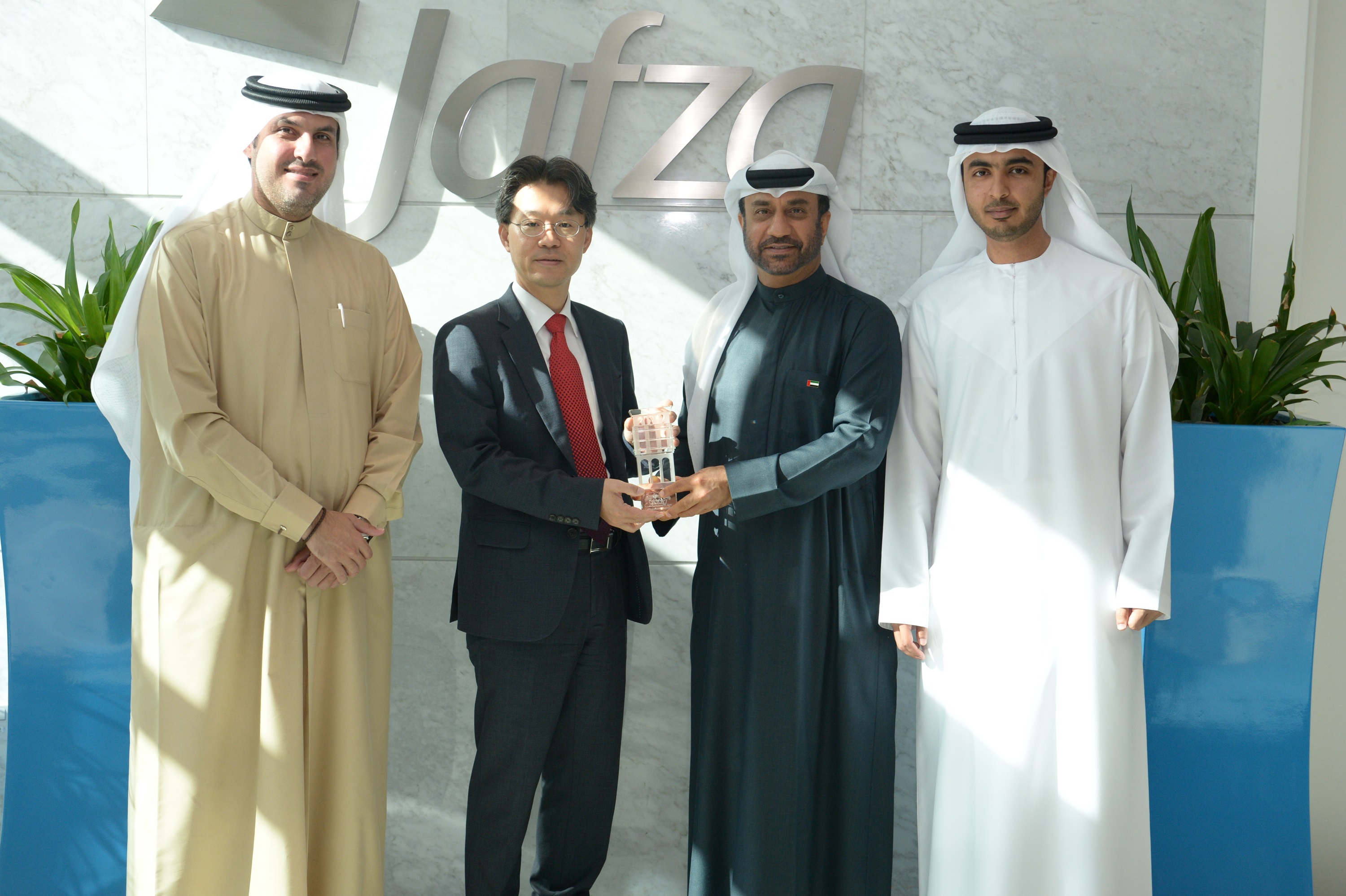 جافزا_تبحث_تعزيز_التعاون_التجاري_مع_القنصل_العام_لجمهورية_كوريا