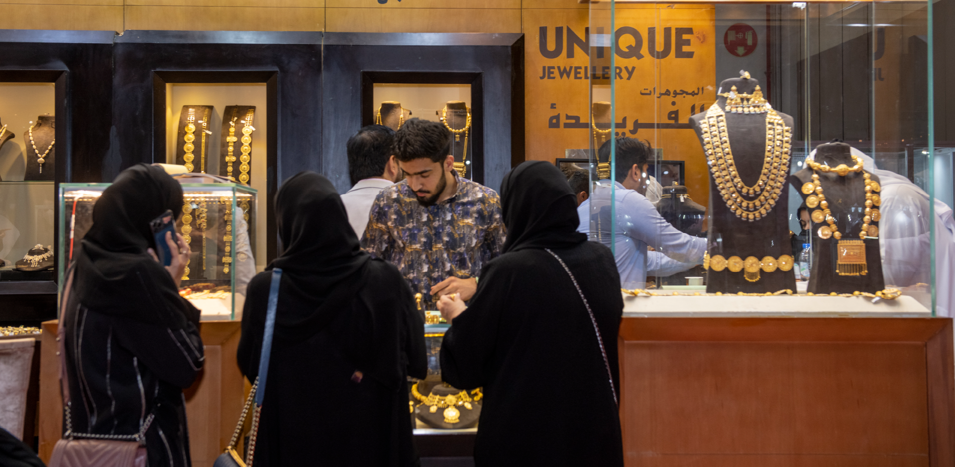 jewellery-watch-show-abu-dhabi-2026-craftsmanship-luxury